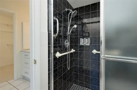 5617 Evergreen Drive Sarasota FL 34233