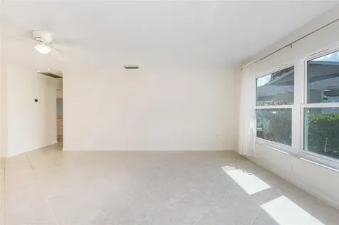 5617 Evergreen Drive Sarasota FL 34233