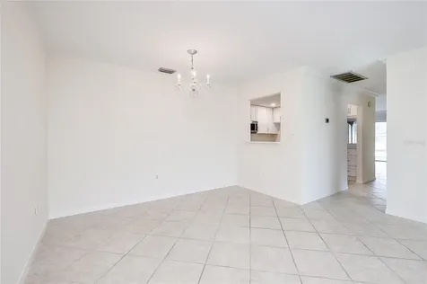 5617 Evergreen Drive Sarasota FL 34233