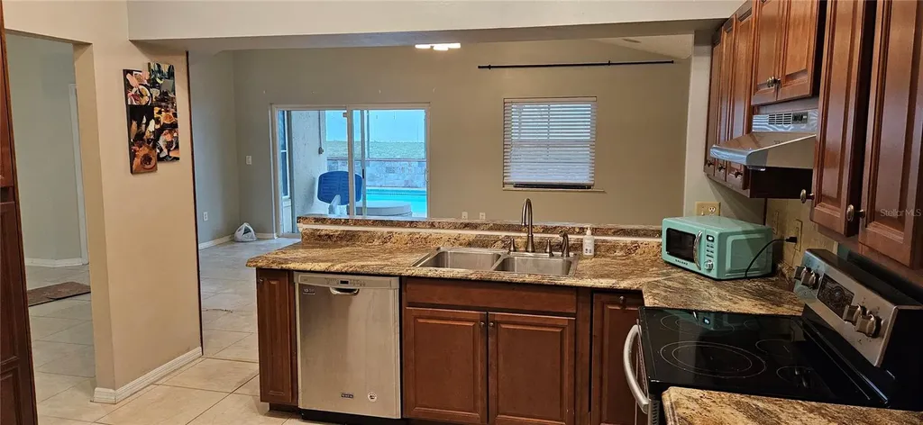 3186 Bentley Drive Palm Harbor FL 34684