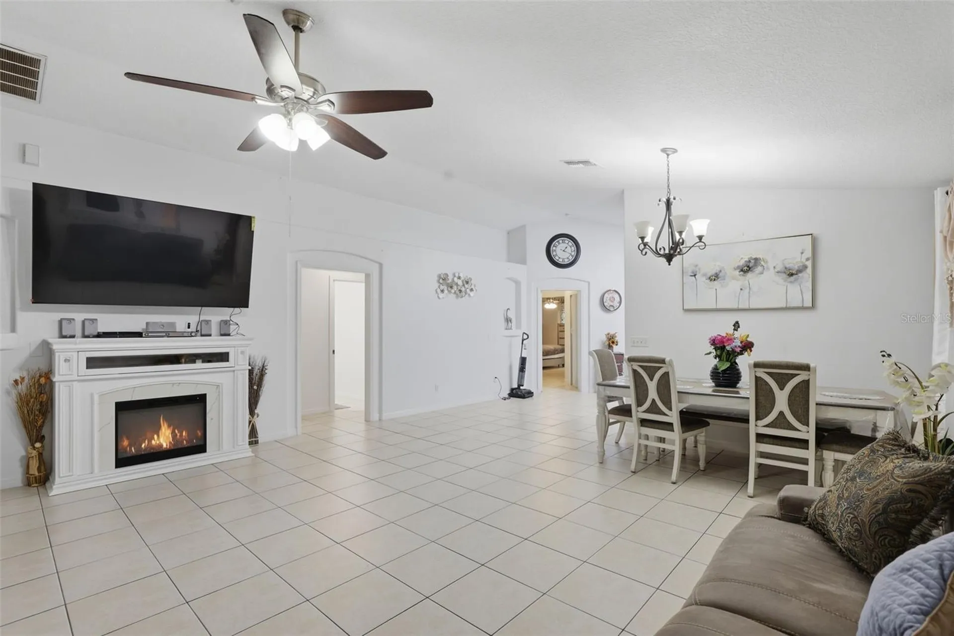 1911 S Gadsen Boulevard Orlando FL 32812