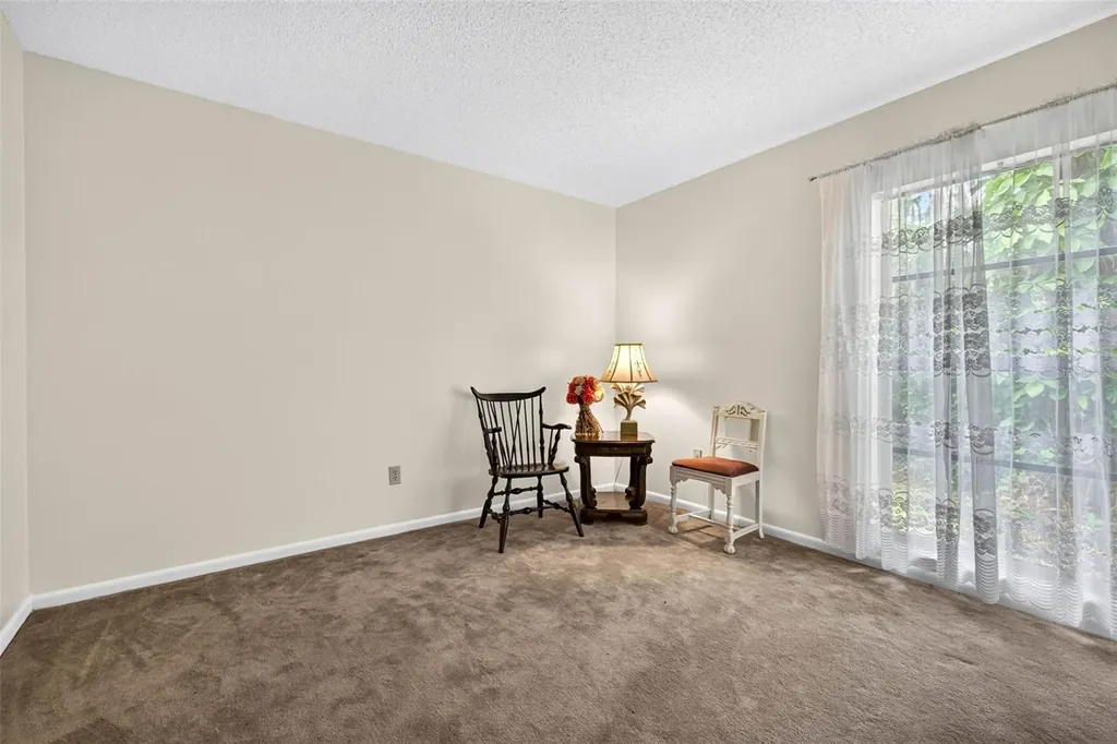 910 Hillside Drive Lutz FL 33549