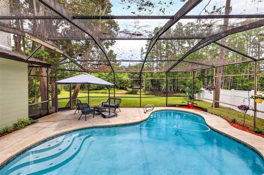 910 Hillside Drive Lutz FL 33549