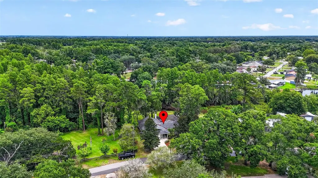 910 Hillside Drive Lutz FL 33549