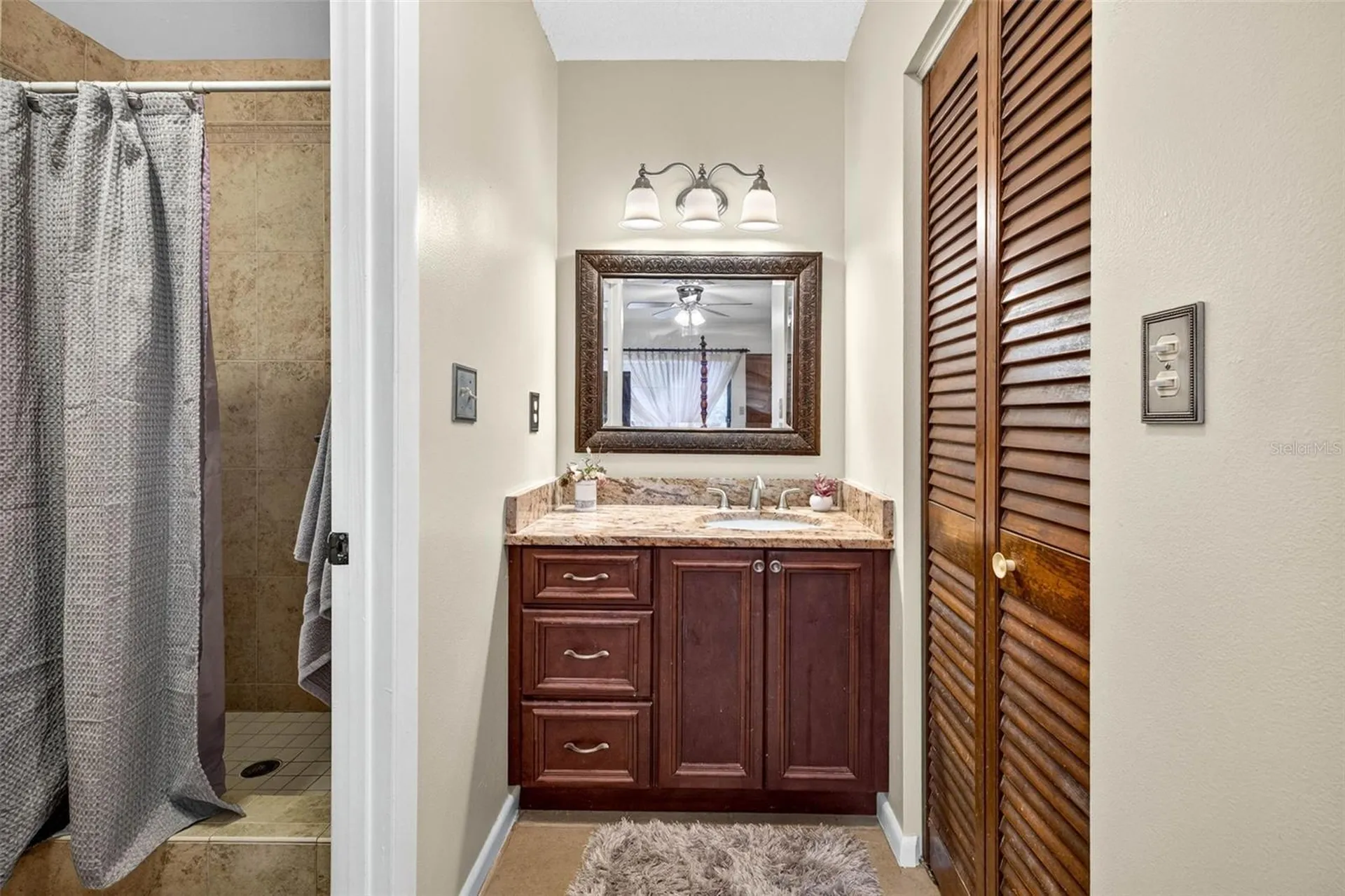 910 Hillside Drive Lutz FL 33549