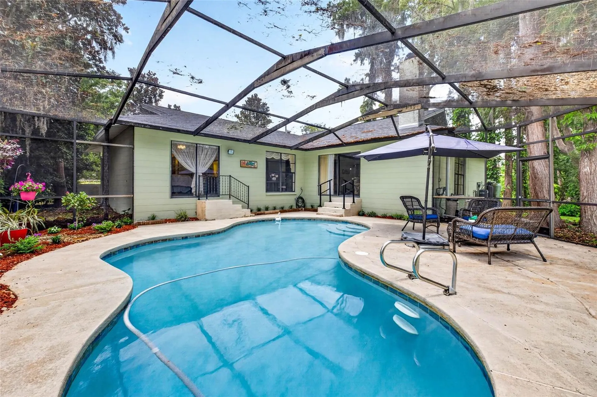 910 Hillside Drive Lutz FL 33549