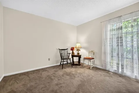 910 Hillside Drive Lutz FL 33549