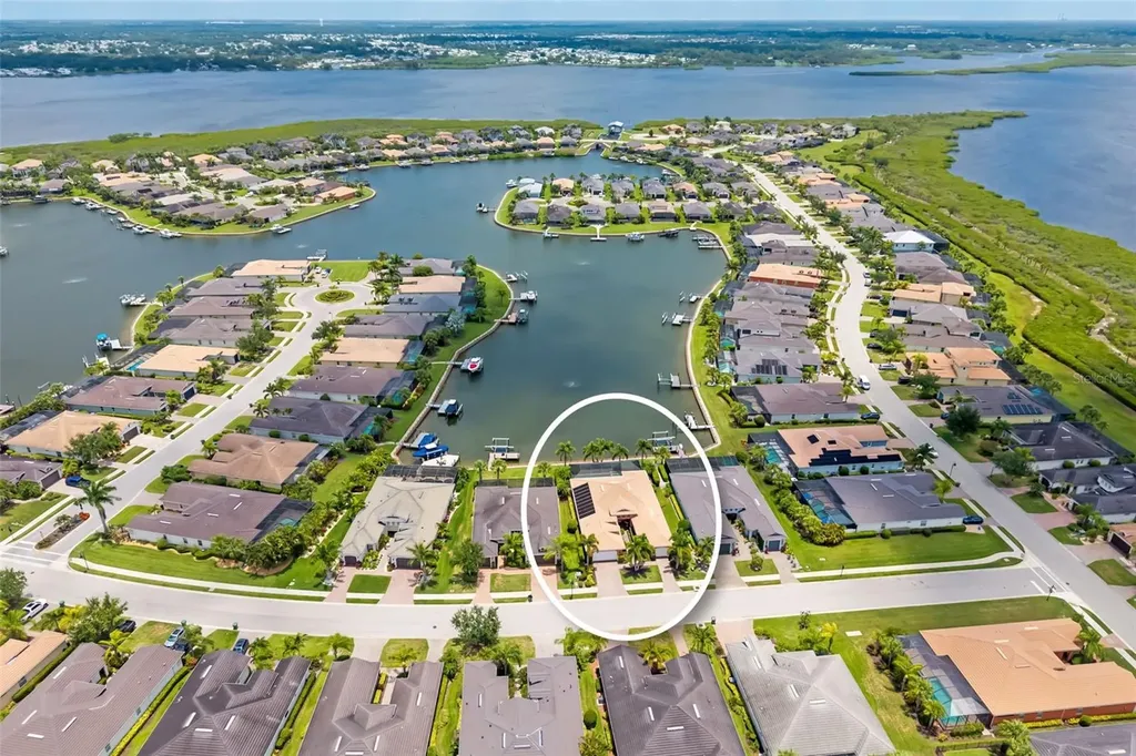 5216 Lake Overlook Avenue Bradenton FL 34208