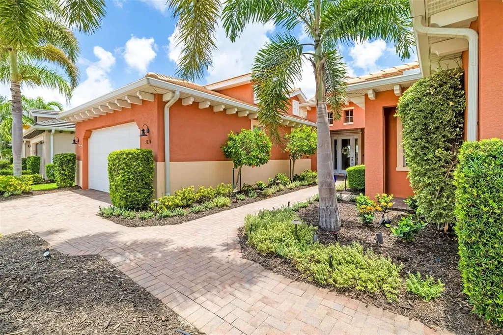 5216 Lake Overlook Avenue Bradenton FL 34208