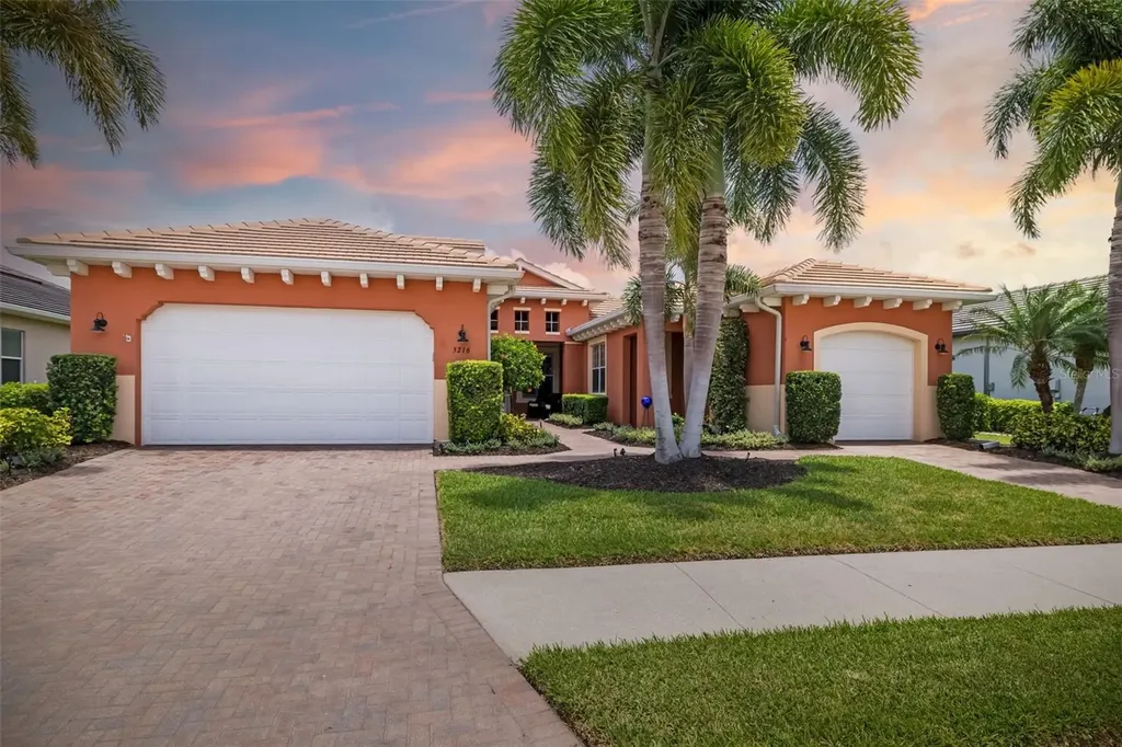 5216 Lake Overlook Avenue Bradenton FL 34208