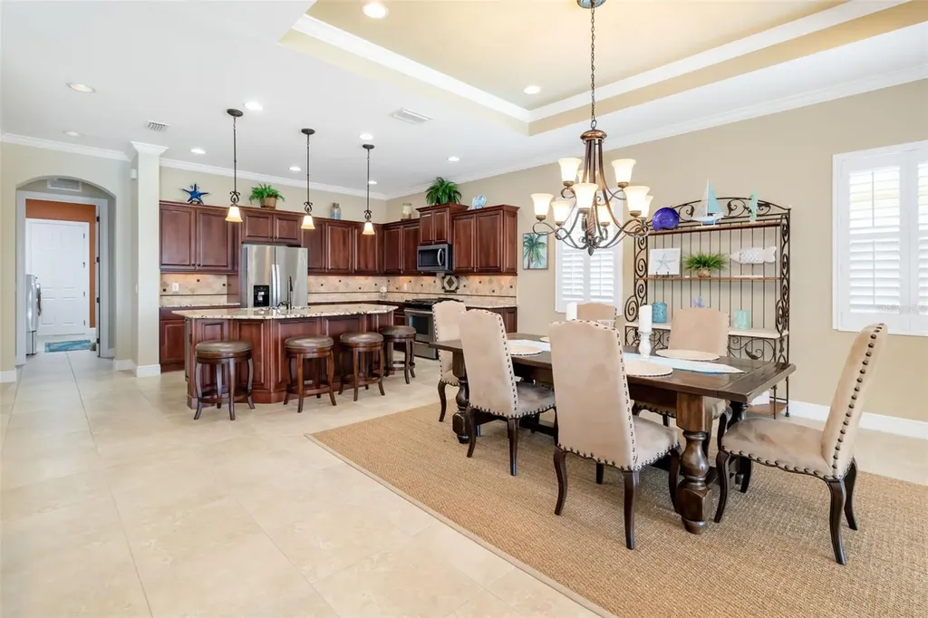 5216 Lake Overlook Avenue Bradenton FL 34208