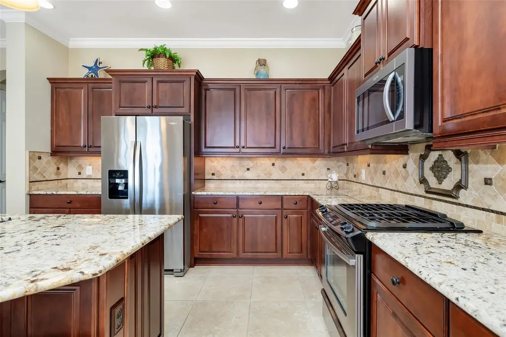 5216 Lake Overlook Avenue Bradenton FL 34208