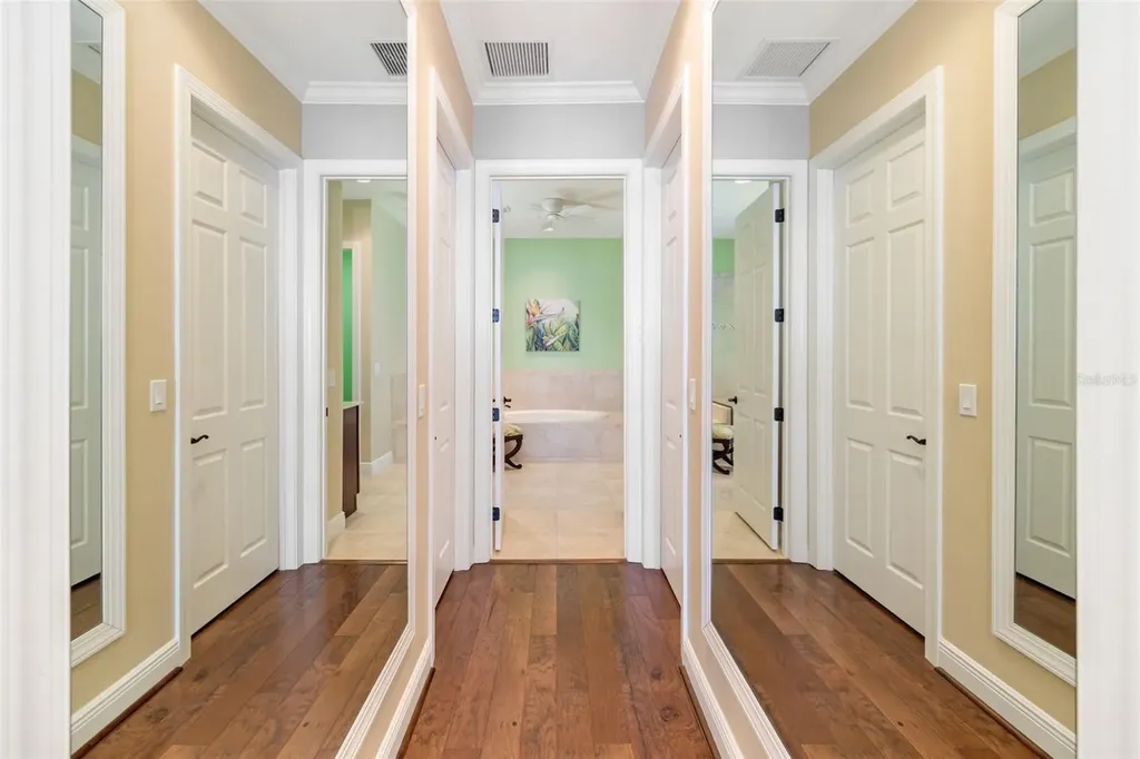 5216 Lake Overlook Avenue Bradenton FL 34208