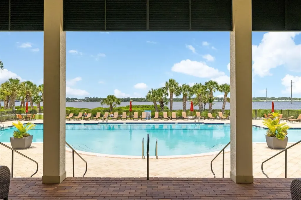 5216 Lake Overlook Avenue Bradenton FL 34208