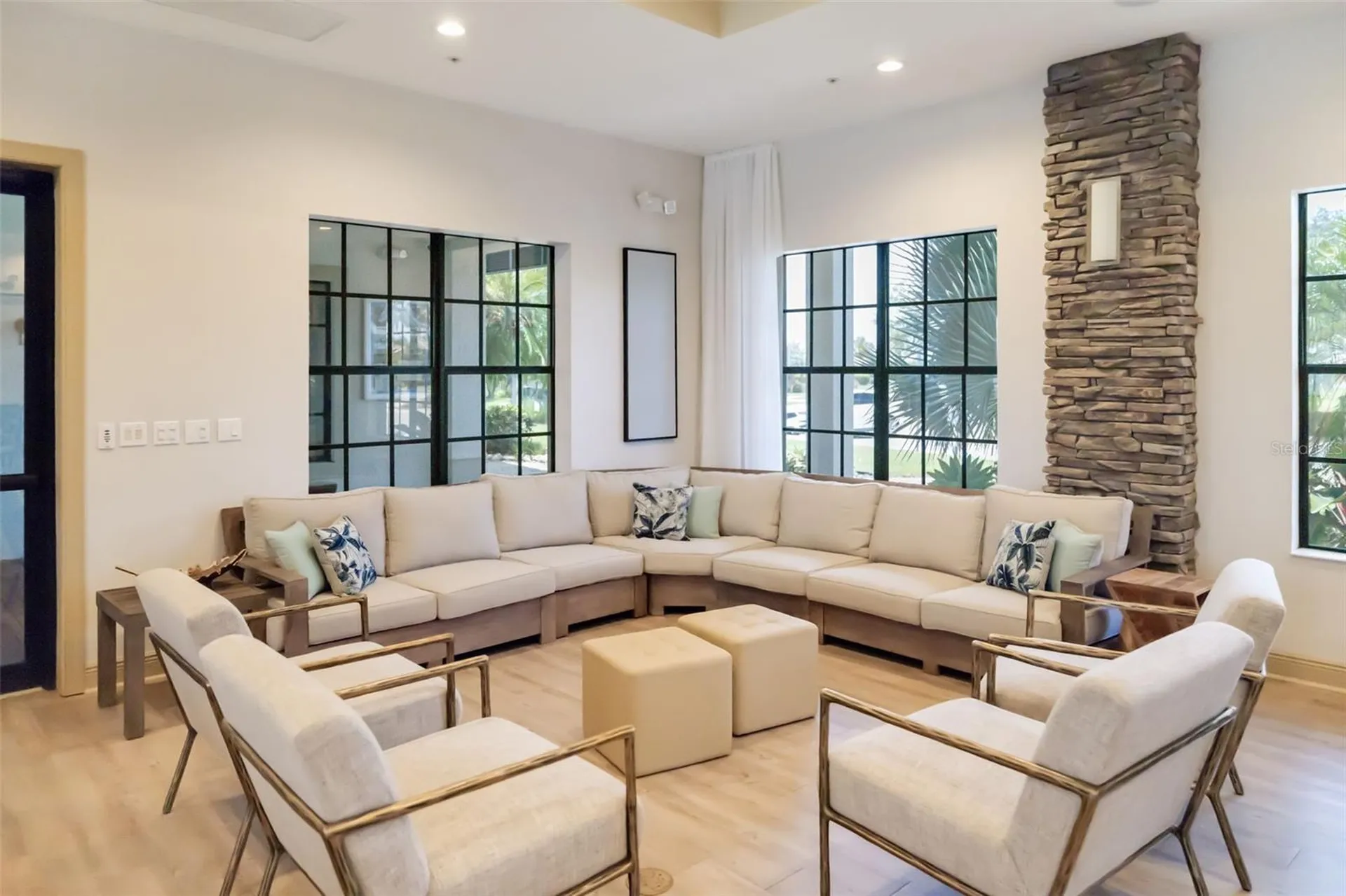 5216 Lake Overlook Avenue Bradenton FL 34208