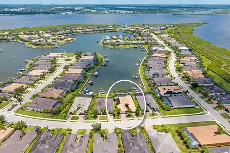 5216 Lake Overlook Avenue Bradenton FL 34208