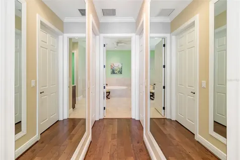 5216 Lake Overlook Avenue Bradenton FL 34208