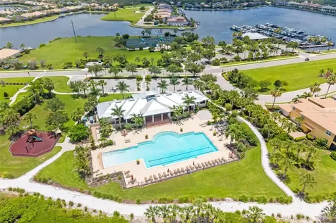 5216 Lake Overlook Avenue Bradenton FL 34208