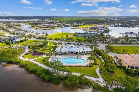 5216 Lake Overlook Avenue Bradenton FL 34208