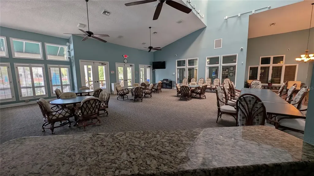 1025 Lake Avoca Place Tarpon Springs FL 34689