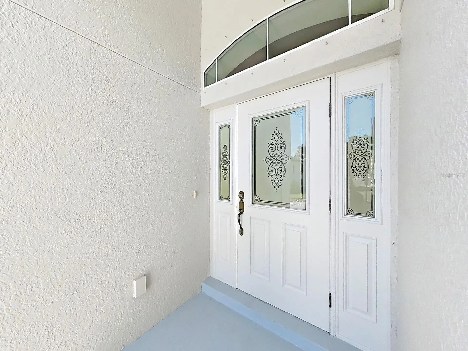 1025 Lake Avoca Place Tarpon Springs FL 34689