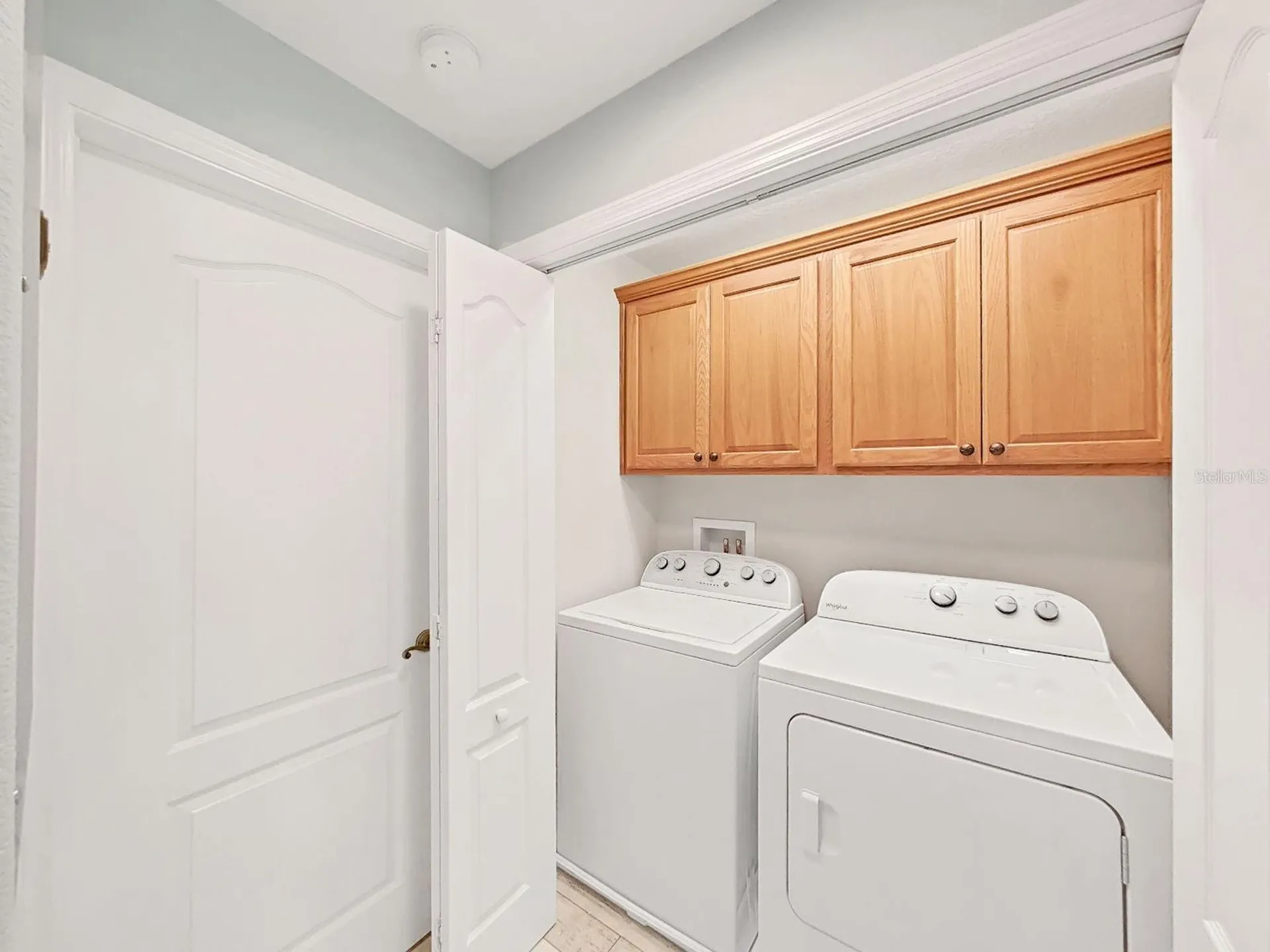 1025 Lake Avoca Place Tarpon Springs FL 34689