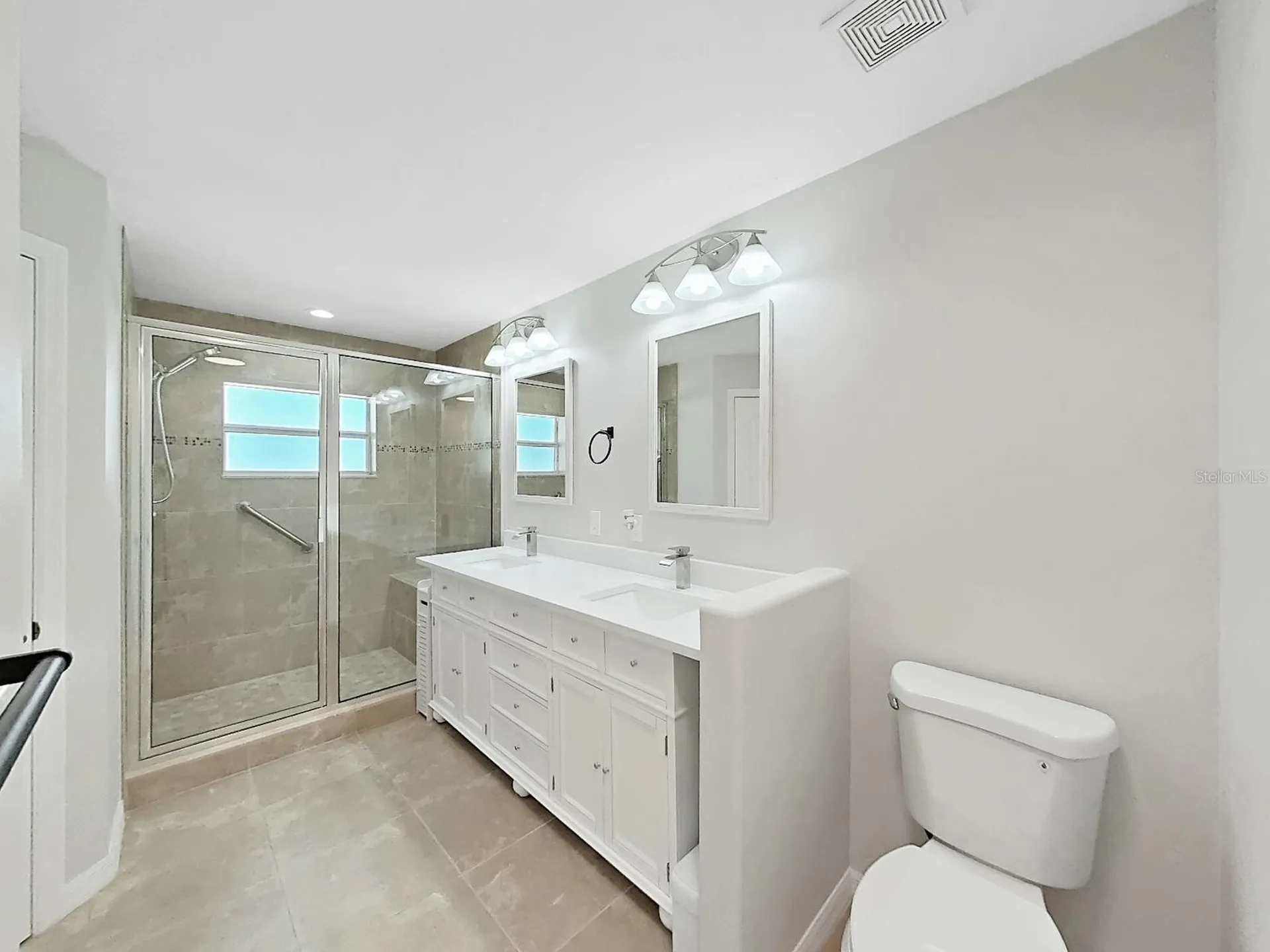 1025 Lake Avoca Place Tarpon Springs FL 34689