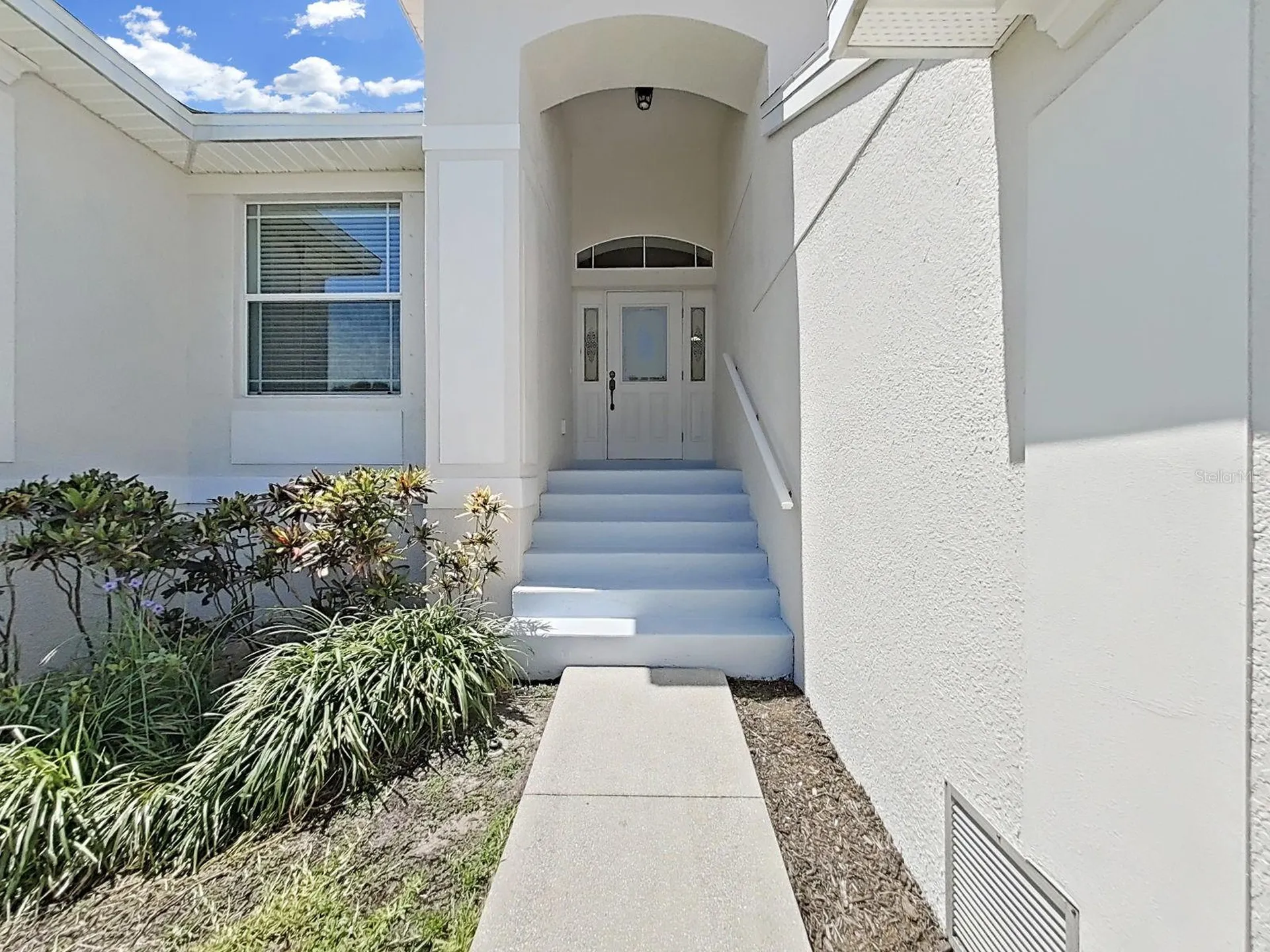 1025 Lake Avoca Place Tarpon Springs FL 34689