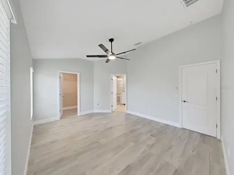 1025 Lake Avoca Place Tarpon Springs FL 34689