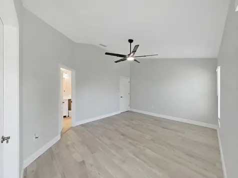 1025 Lake Avoca Place Tarpon Springs FL 34689