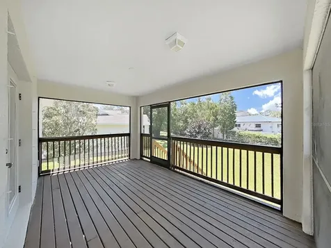 1025 Lake Avoca Place Tarpon Springs FL 34689
