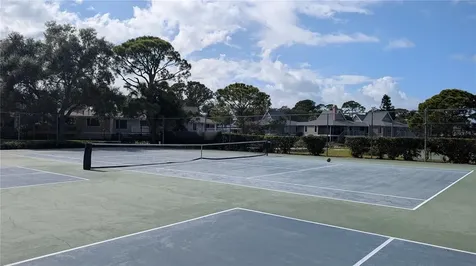 1025 Lake Avoca Place Tarpon Springs FL 34689