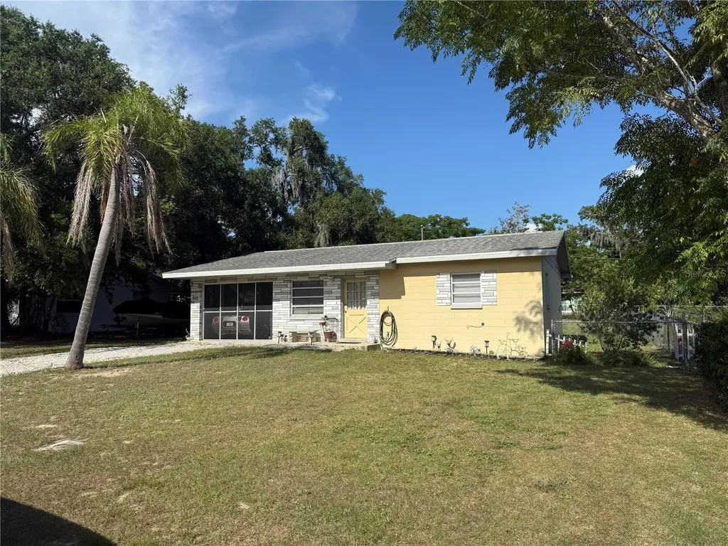Eustis FL 32726