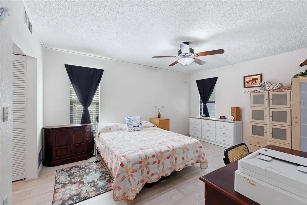 3412 Tallywood Circle Sarasota FL 34237