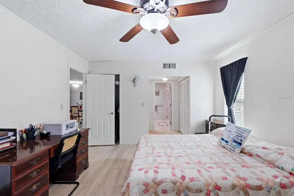 3412 Tallywood Circle Sarasota FL 34237
