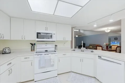 3412 Tallywood Circle Sarasota FL 34237