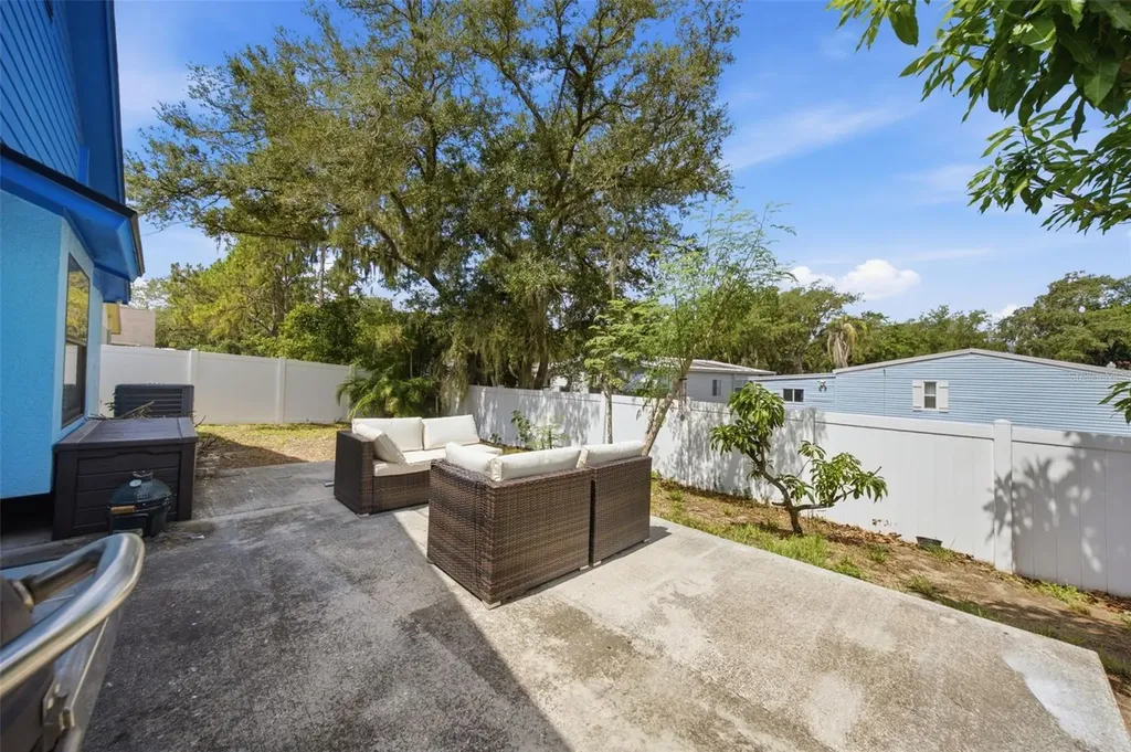 10201 Allenwood Drive Riverview FL 33569