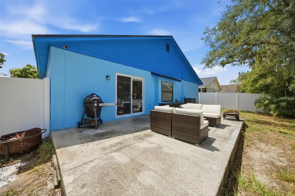 10201 Allenwood Drive Riverview FL 33569