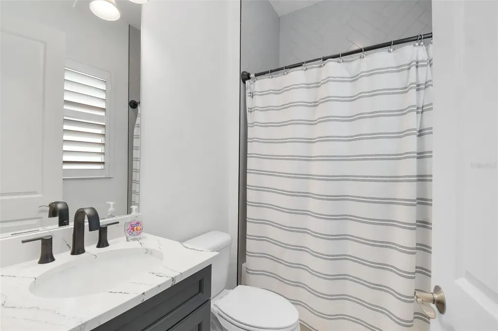 8472 SW Cantante Way Port St Lucie FL 34987