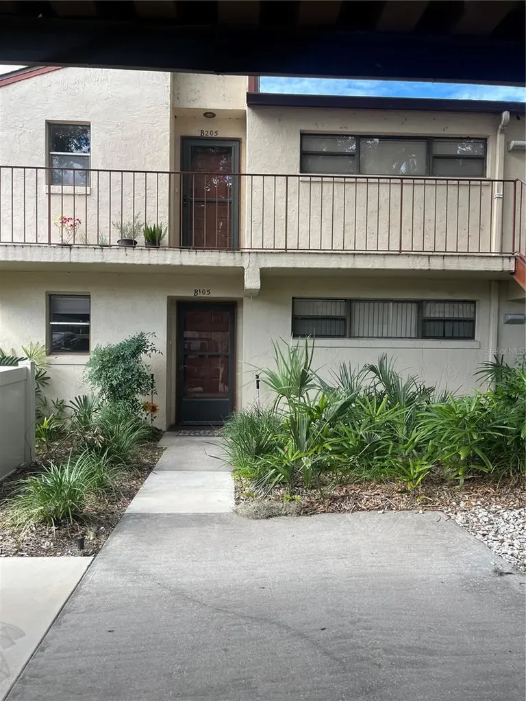 4300 Baywood Boulevard Mount Dora FL 32757