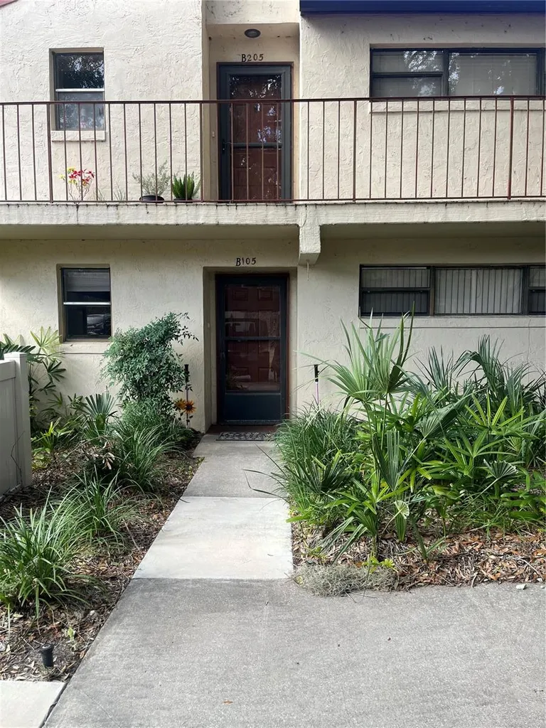 4300 Baywood Boulevard Mount Dora FL 32757