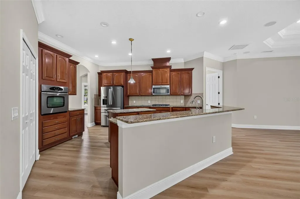 5112 Abisher Wood Lane Brandon FL 33511
