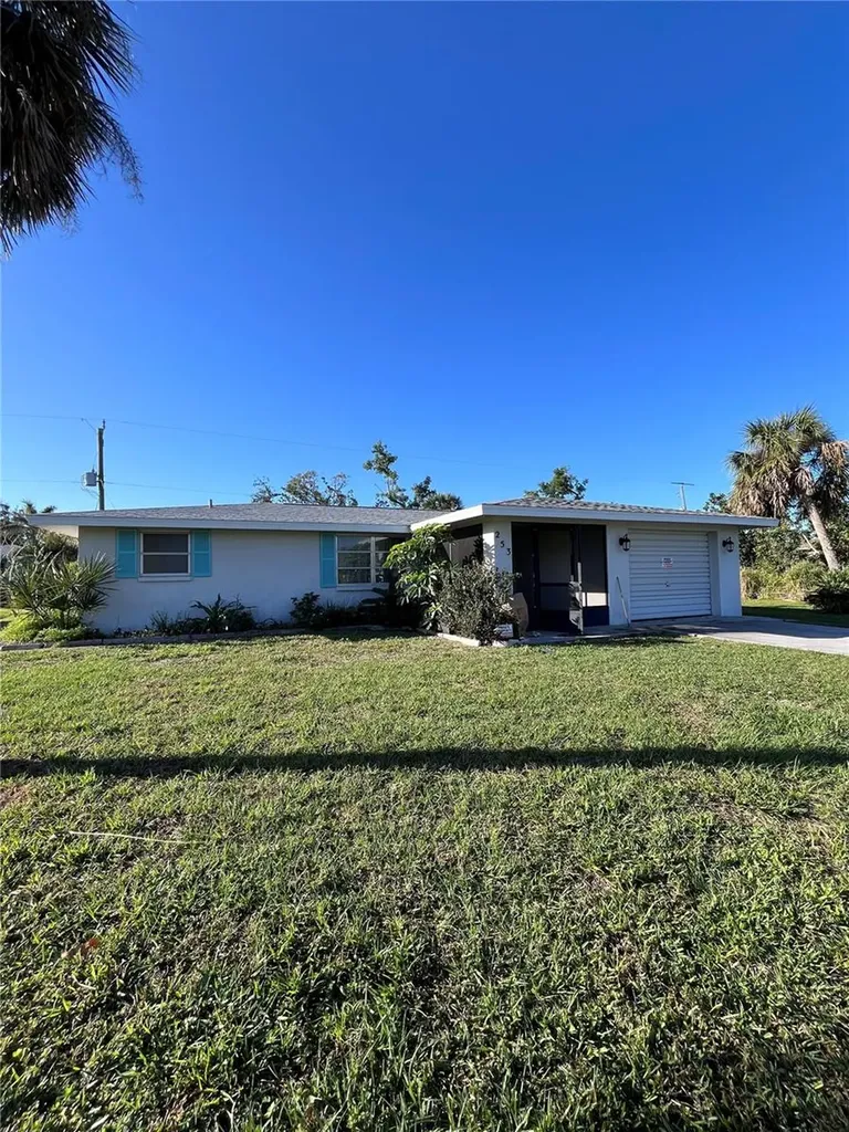 253 Holly Road Venice FL 34293