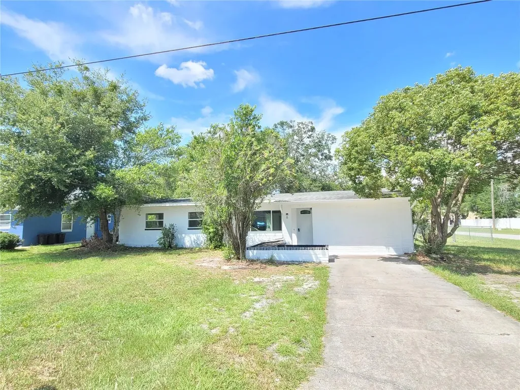8 Flamevine Lane Debary FL 32713