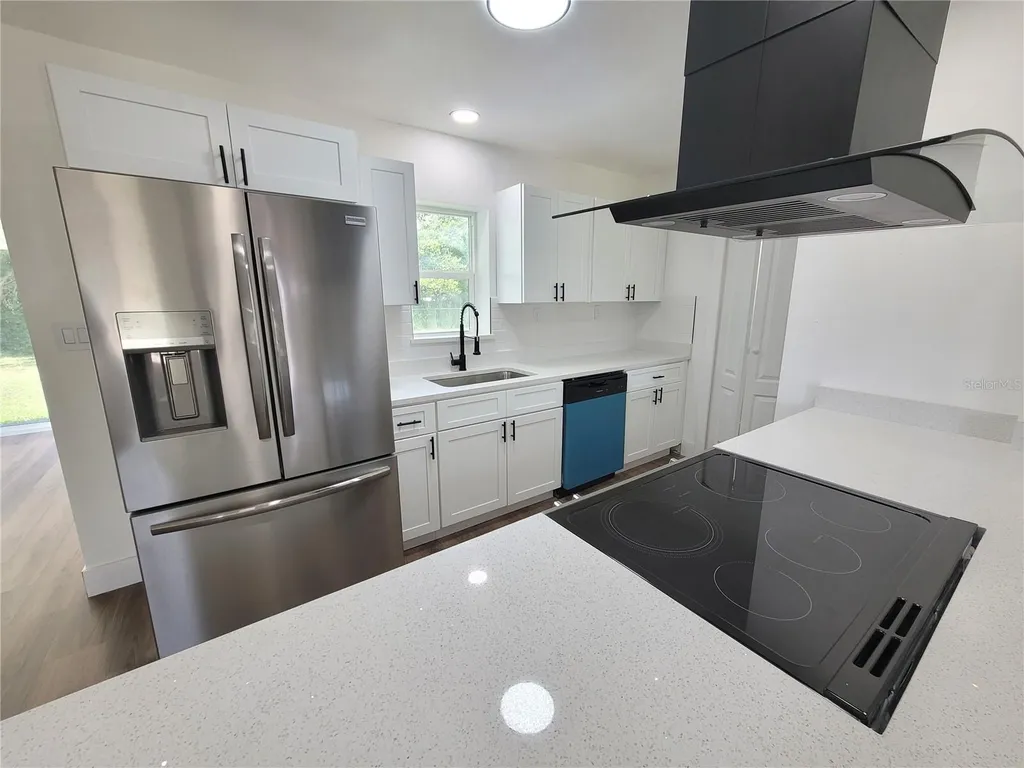 8 Flamevine Lane Debary FL 32713