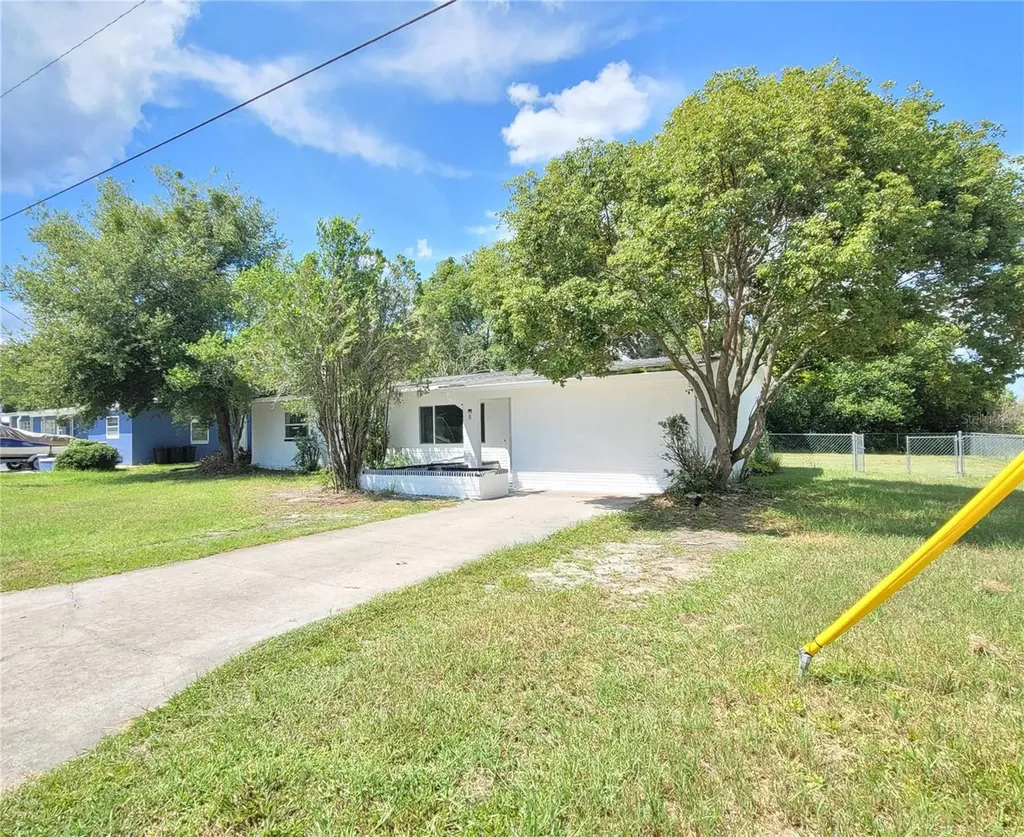 8 Flamevine Lane Debary FL 32713
