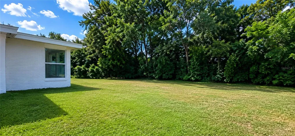 8 Flamevine Lane Debary FL 32713