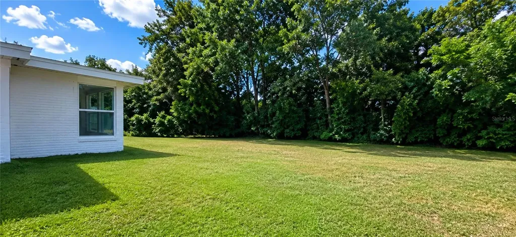 8 Flamevine Lane Debary FL 32713