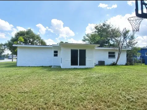 8 Flamevine Lane Debary FL 32713