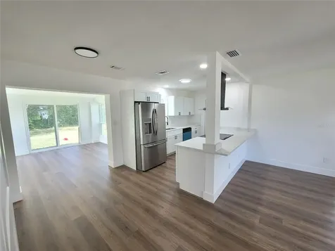 8 Flamevine Lane Debary FL 32713
